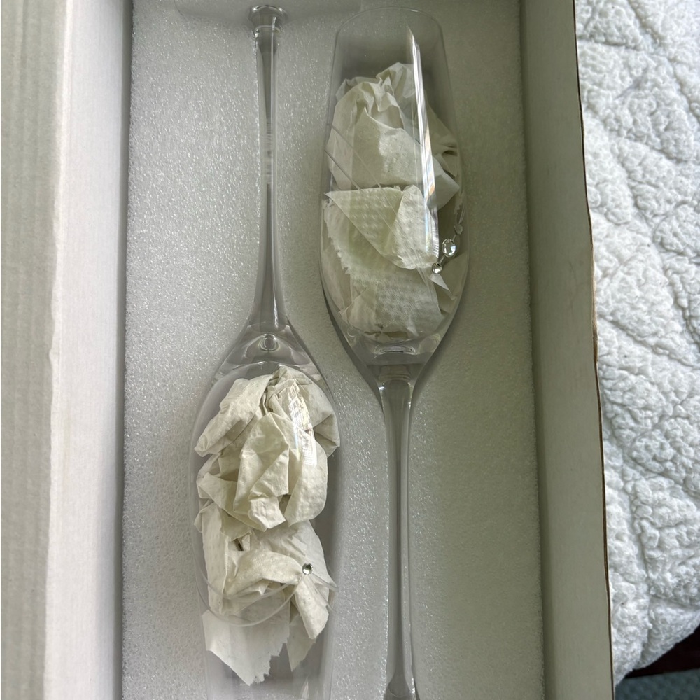 Elegant Crystal Champagne Flutes